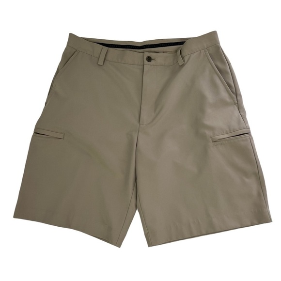 IZOD Men’s Shorts Size W34/Inseam 9” Color Tan Zip Pockets on Legs - Picture 1 of 7